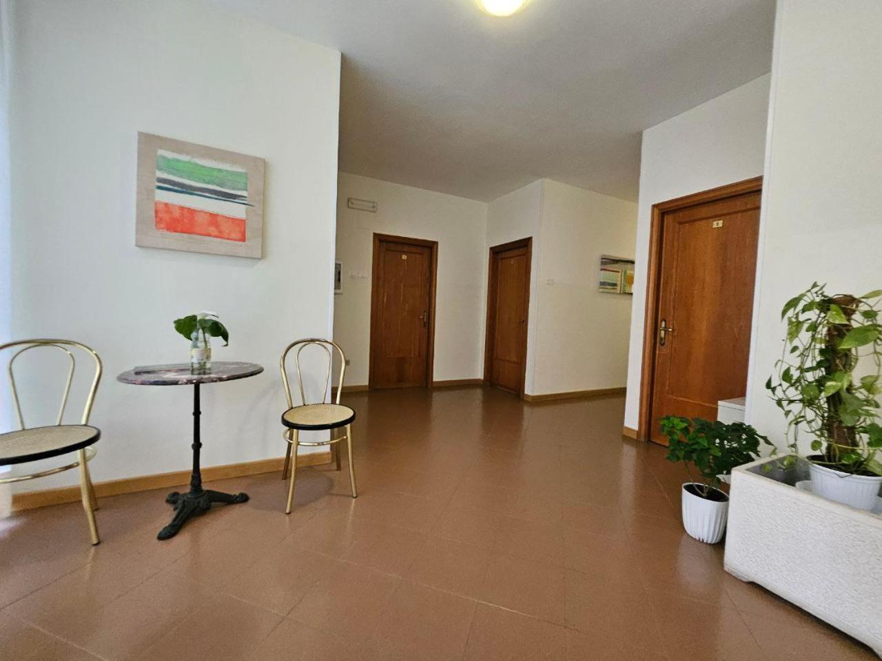 Albergo Nyers Perugia Eksteriør billede